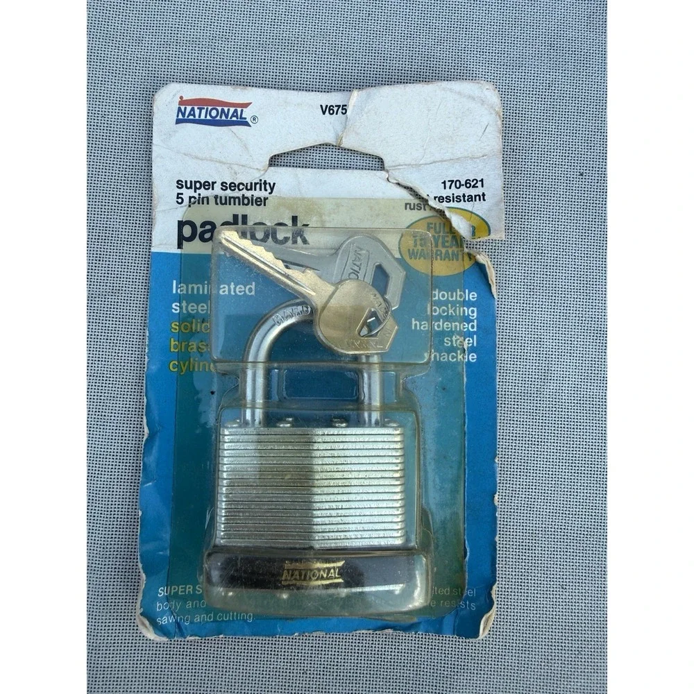 National padlock NIP unused V675 5 Pin Tumbler Vintage Laminated Steel